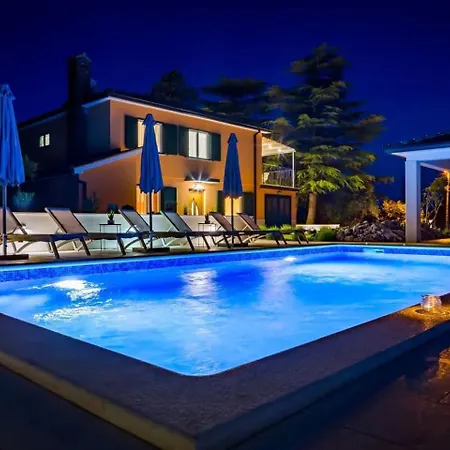Imperio Deluxe Apartment Brekovica